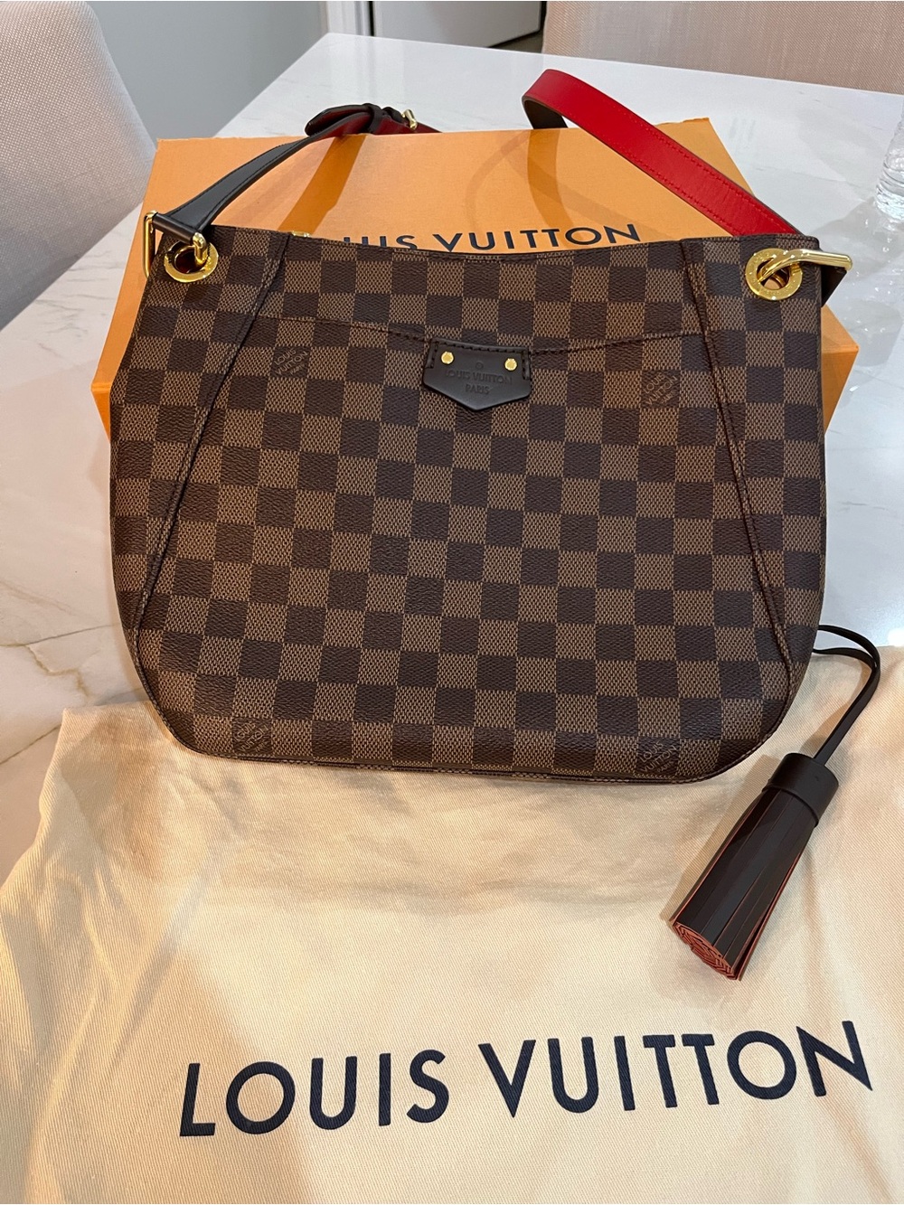 Louis Vuitton Damier Ebene South Bank Besace - Picture 8 of 8